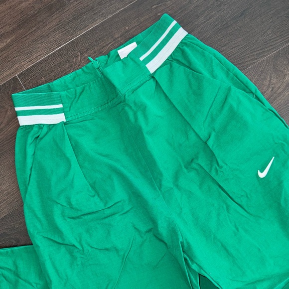 Nike Collection woven wide leg pants in green XS - Picture 7 of 10